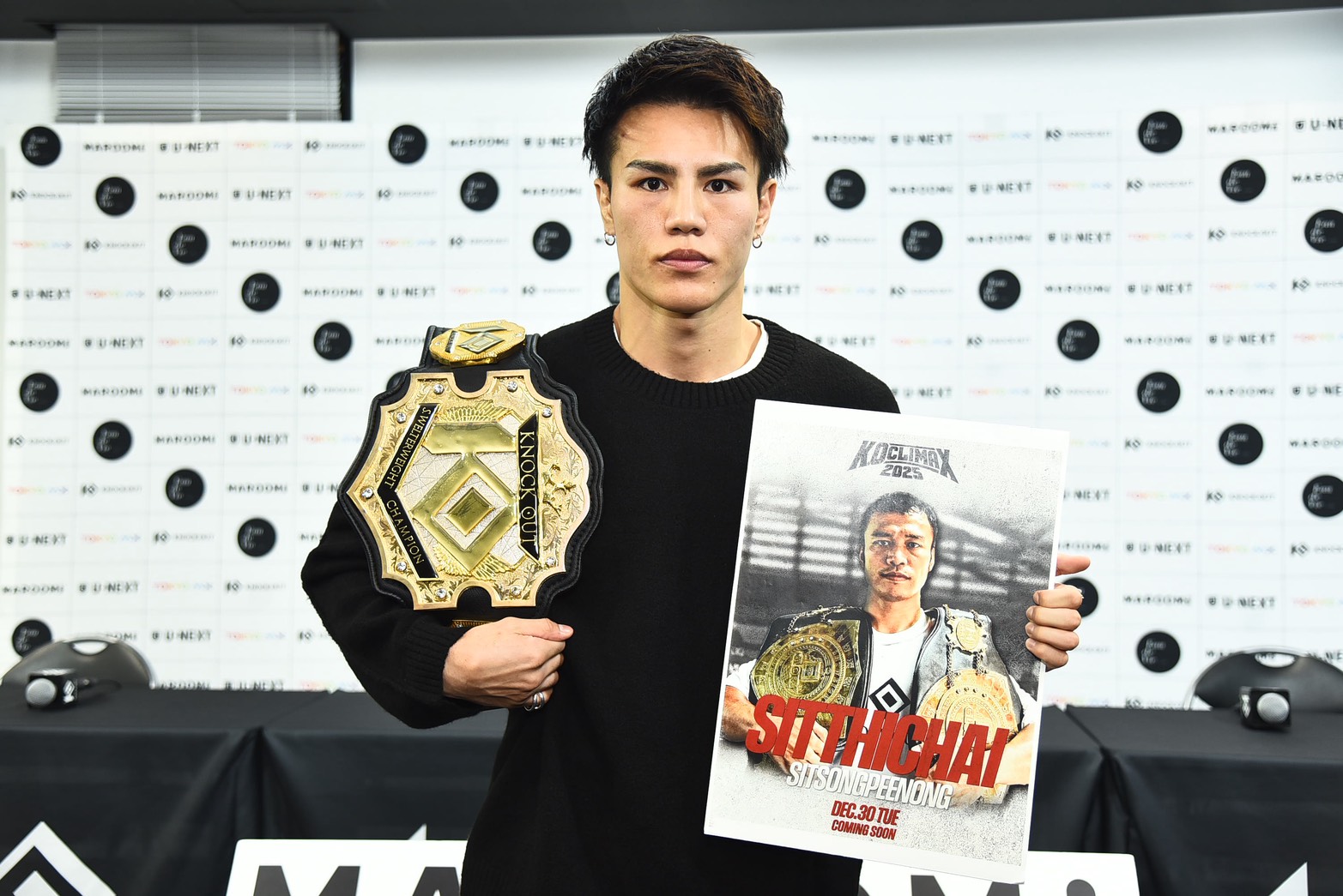 外国切手シート大量 有名人・俳優・歌手・スポーツ選手等シリーズ22シート未使用 KNOCK OUT】12.30 海人が元GLORY王者シッティチャイと激突「圧倒して
